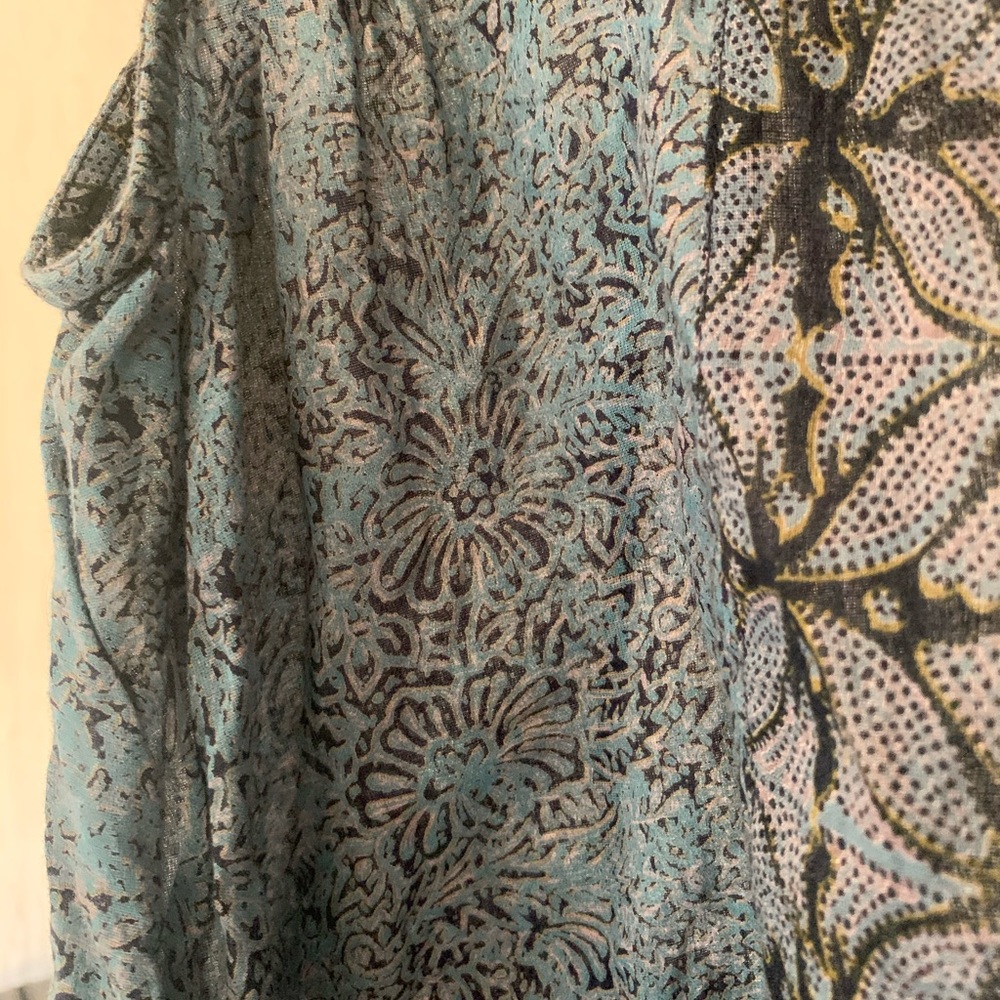 Sheer Tank - Picture 4 of 5